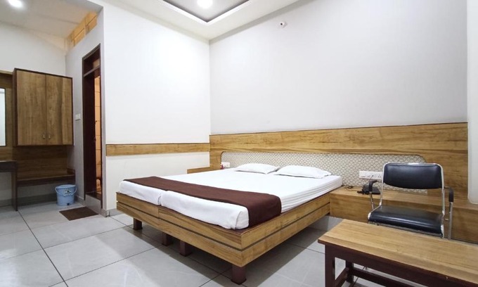 Hungund Hotel | HOTEL JB RESIDENCY