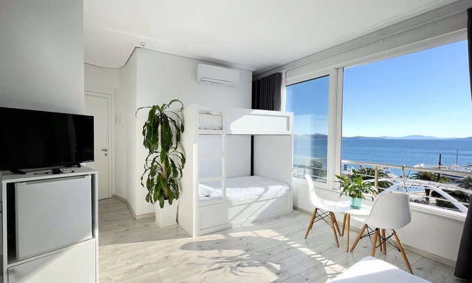 Qender Hotel | Hotel JoAn