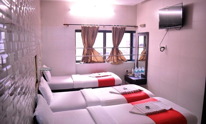 Masjid Bandar Hotel | Hotel Kamal - Mumbai Hotels