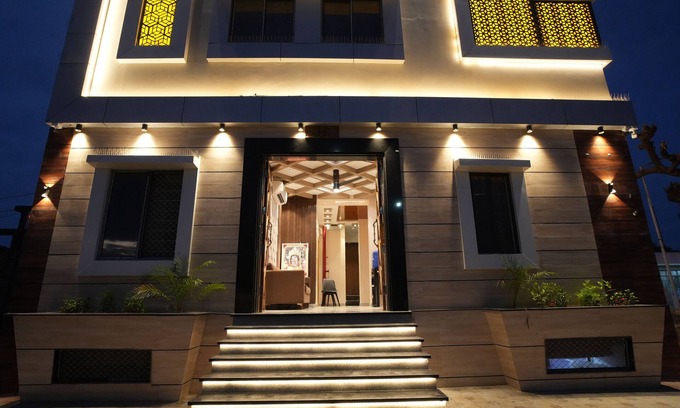 Deshnoke Hotel | HOTEL KASTURI PALACE
