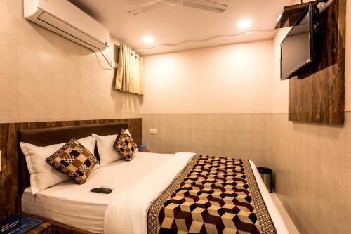 Kurla Hotel | Hotel KF Residency