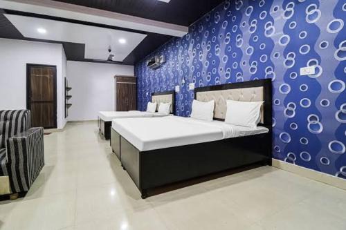 Ludhiana Hotel | Hotel king crown