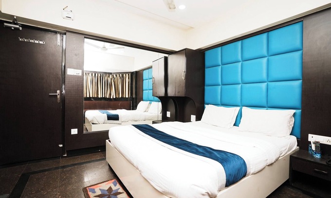 Khar Hotel | Hotel Kings Palace