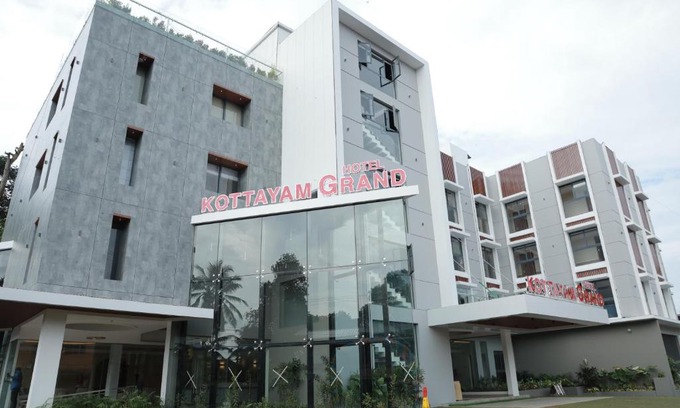 Aymanam Hotel | Hotel Kottayam Grand