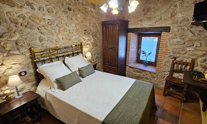 Ledesma Apartment | Hotel La Clerecía de Ledesma - Habitación Doble E