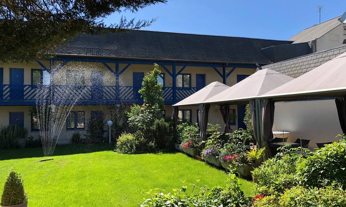 Vendome Hotel | Hotel Le Capricorne