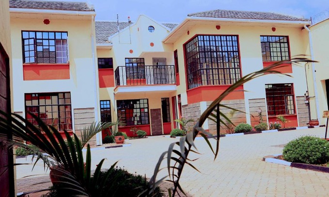 Juja Hotel | Hotel Lilies