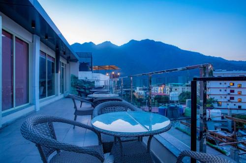 Devaprayag Hotel | Hotel Lords Valley Rishikesh