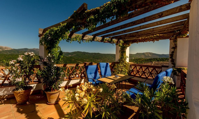 Cartajima Hotel | Hotel Los Castaños