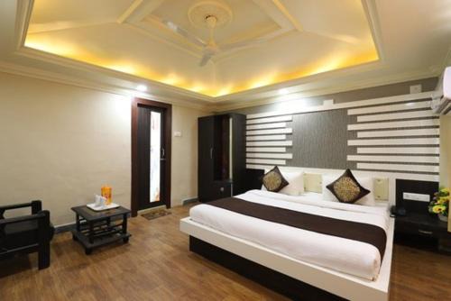 Jamnagar Hotel | Hotel Loyal Residency