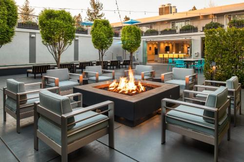 Downtown Hotel | Hotel Lucent