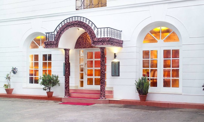 Thrissur Hotel | Hotel Luciyapalace