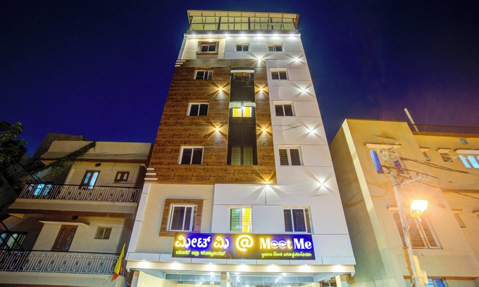 Koramangala Cabin | Hotel Meet Me At