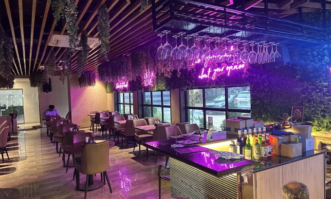 Mira Road East Hotel | Hotel merakee