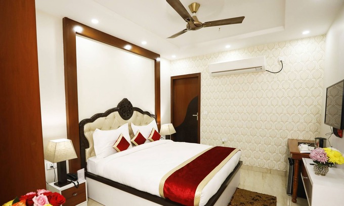 Dariyaganj Hotel | Hotel MGM Residency