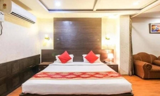Pithoragarh Hotel | Hotel Monal Deluxe Room #2