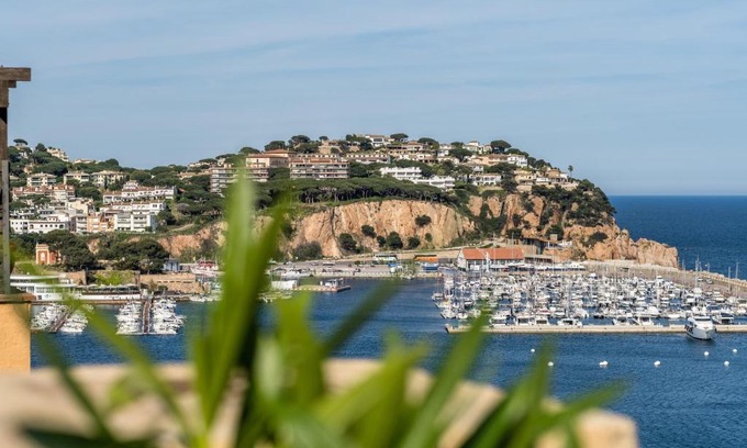 Sant Feliu de Guixols Hotel | Hotel Montjoi by Brava Hoteles