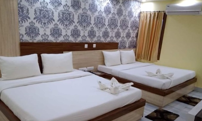 Pakur Hotel | Hotel Muskan Palace