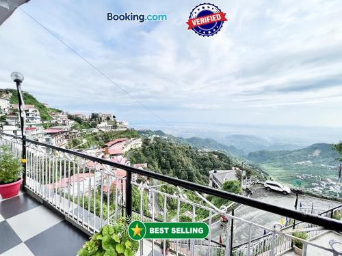 The Mall Road Hotel | HOTEL NAND PALACE ! MUSSOORIE होटल नंद पैलेस હોટેલ નંદ પેલેસ ஹோட்டல் நந்த் பேலஸ் near mall road hotel-with-mountain-view Spacious-Room-with-wi-fi-and-Parking-availability, best hotel in Mussoorie