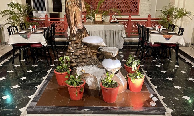 Kota Hotel | Hotel Navrang