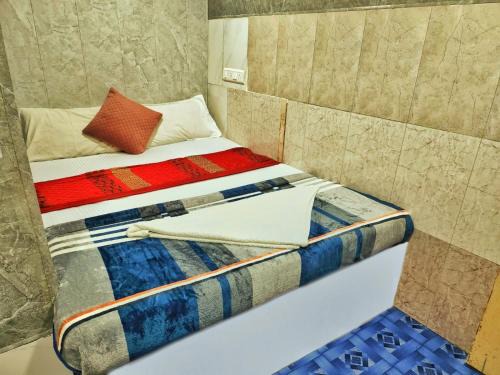 Prabhadevi House | Hotel new amaan palace