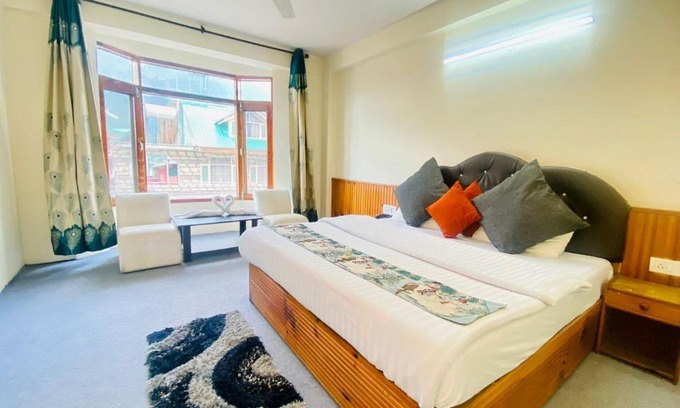 Manali Hotel | Hotel New Hamta