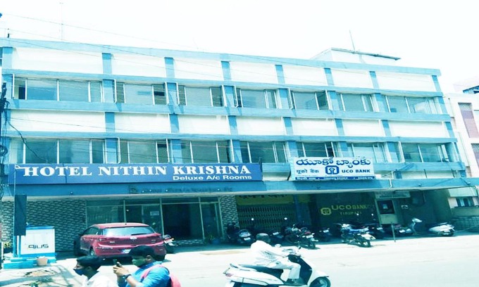 Tirupati Hotel | Hotel Nithin Krishna Tirupati, Opp Vishnu Nivasam, Walkable distance from tirupati railway station