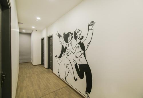 Pashim Vihar Hotel | Hotel O 7 star