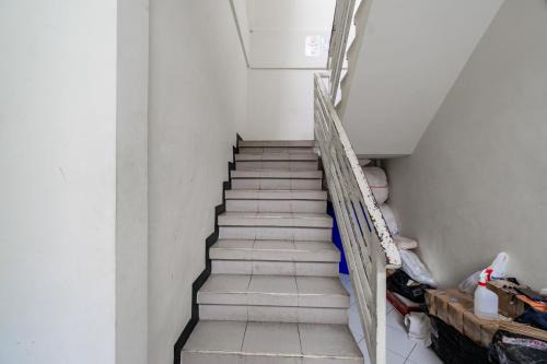 Jember Hotel | Hotel O Anasya Homestay