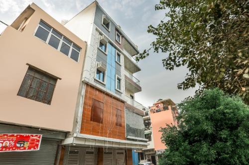 Rohini Hotel | Hotel O Anshun Residency Near Mk Cinemas Rohini