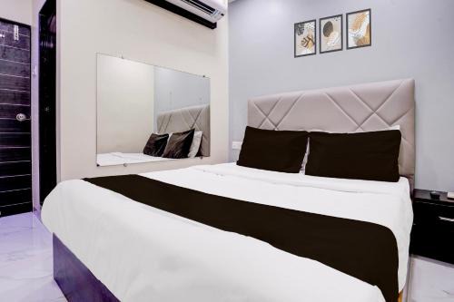 Mumbai Hotel | Hotel O Class Inn
