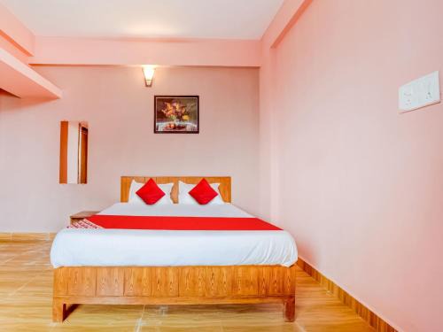 Bhopal Hotel | Hotel O Crown Square