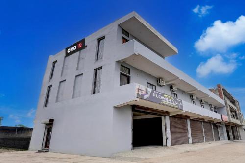 Ludhiana Hotel | Hotel O FLOWER VILLA