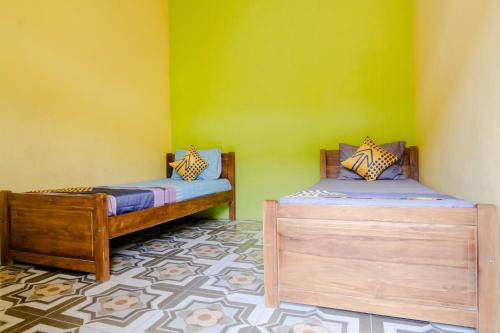 Madiun Hotel | Hotel O Ilyasa Family