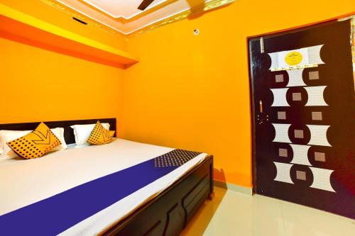 Patna Hotel | Hotel O Lucky Guest House