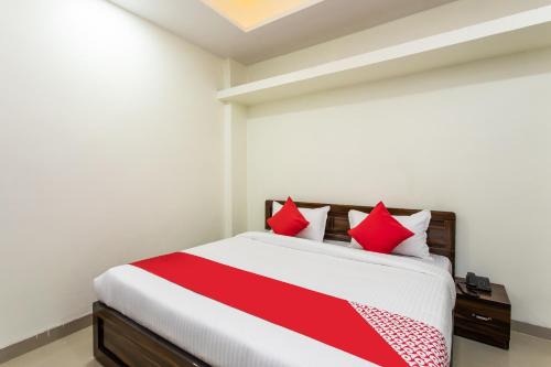 Rau Hotel | Hotel O Manjulam Regency