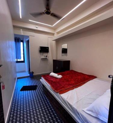 Nashik Road Hotel | Hotel O Meet Inn