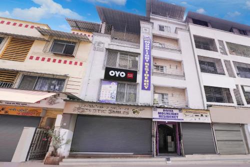 Kharghar Hotel | Hotel O Moonlight Residency