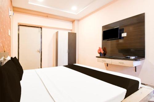 Asansol Hotel | Hotel O Mrinmoyi Guest House