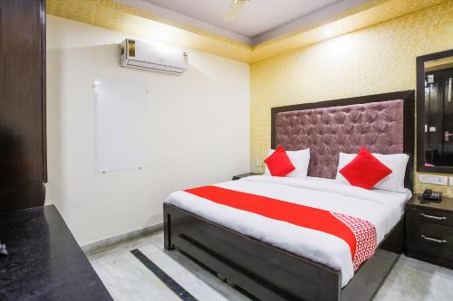 Tughlakabad Hotel | Hotel O NP INTERNATIONAL AND ACCOMMODATION