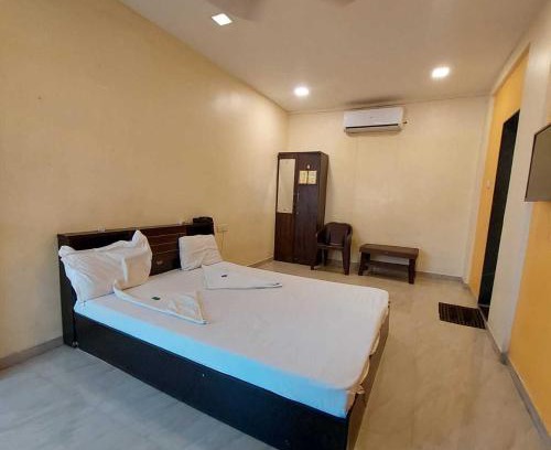 Vadgaon Budruk Hotel | Hotel O Prarambh inn