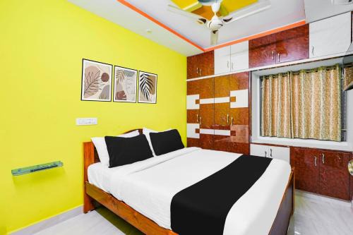 Tirupati Hotel | Hotel O PS5 Home Stay