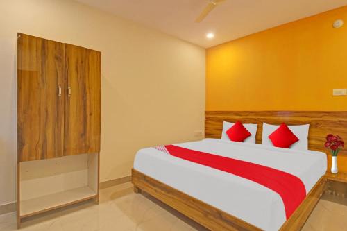 Hanmakonda Hotel | Hotel O R Square
