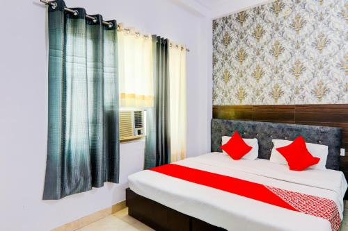 Indira Nagar Hotel | Hotel O Raama