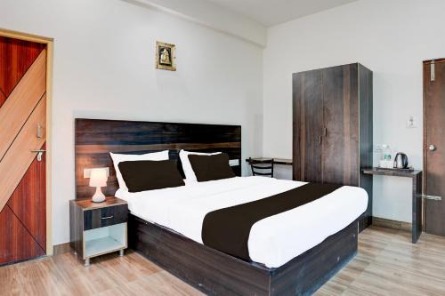 Bengaluru Hotel | Hotel O Royal galaxy suites