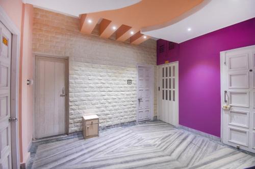 Kolkata Hotel | Hotel O RS Guest House