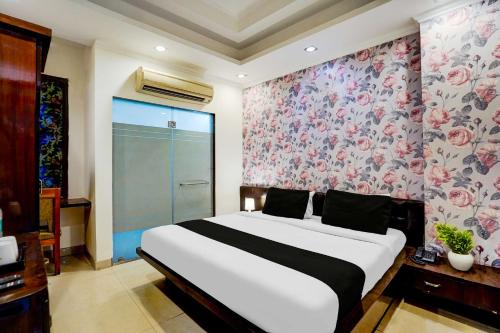 Vasundhara Hotel | Hotel O Sector 5 Ghaziabad