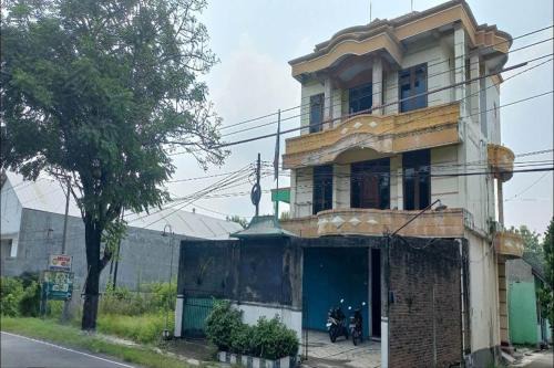 Karanganyar Hotel | Hotel O Setia Budi Guest House 1