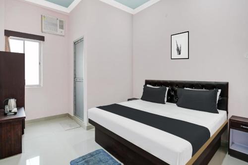 Danapur Hotel | Hotel O SHAHI MAHAL