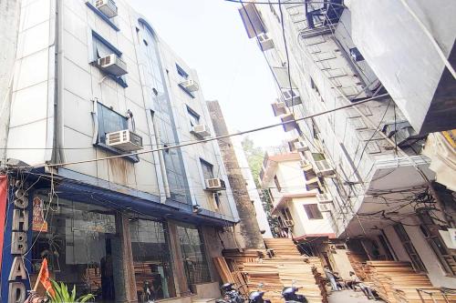 Paharganj Hotel | Hotel O Shbad Deluxe